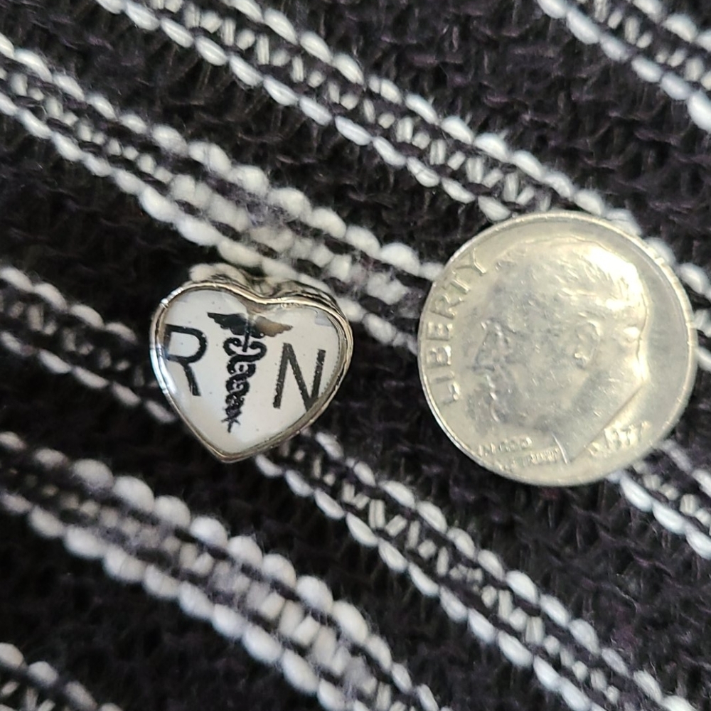 NEW RN Charm Heart Shape Pendant Enamel Caduceus Registered Nurse Medical Jewlry - Picture 3 of 4
